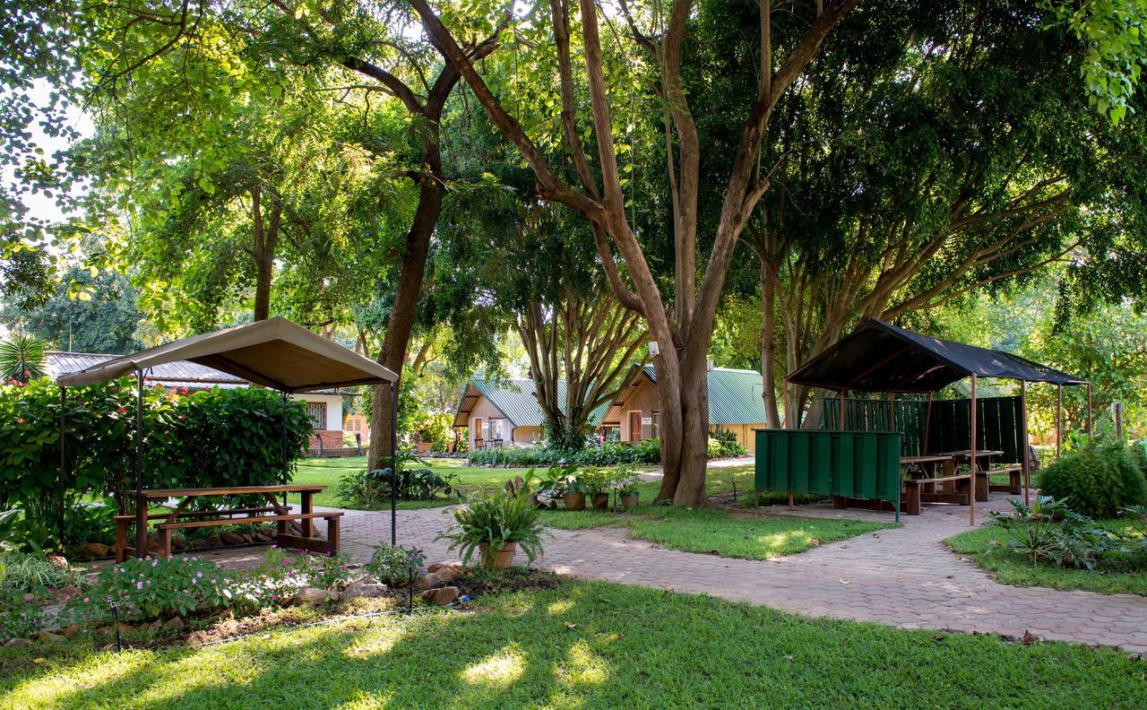 Fringilla Lodge Chisamba Экстерьер фото