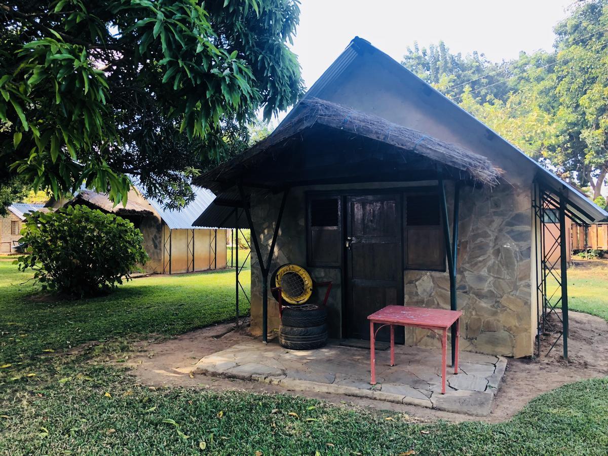 Fringilla Lodge Chisamba Экстерьер фото